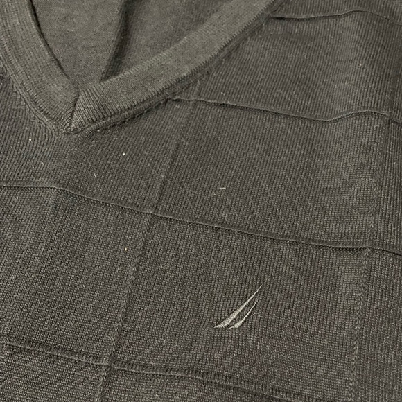 3/$20 Men’s NAUTICA Black Sleeveless Sweater Vest Size EXTRA LARGE - Picture 4 of 9